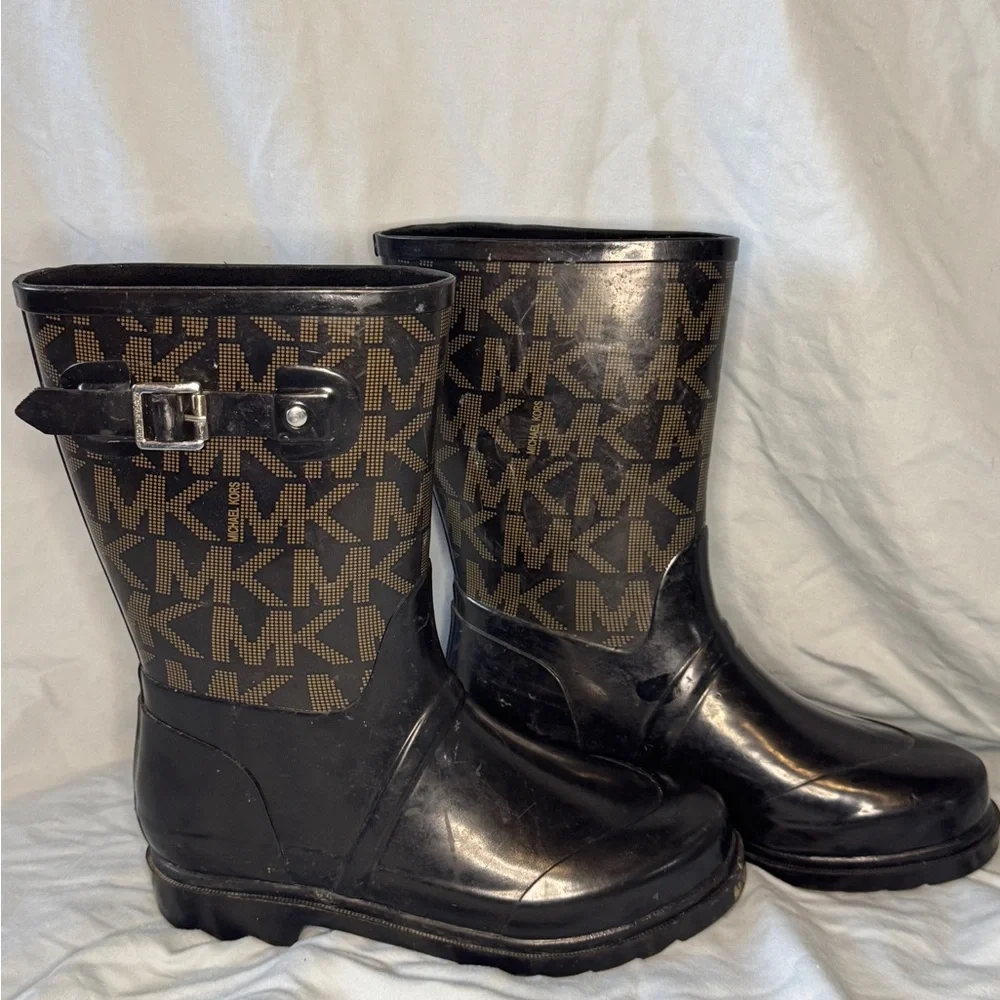 Michael Kors MK Logo Black Rubber Rain Boots Mid-Calf Buckle